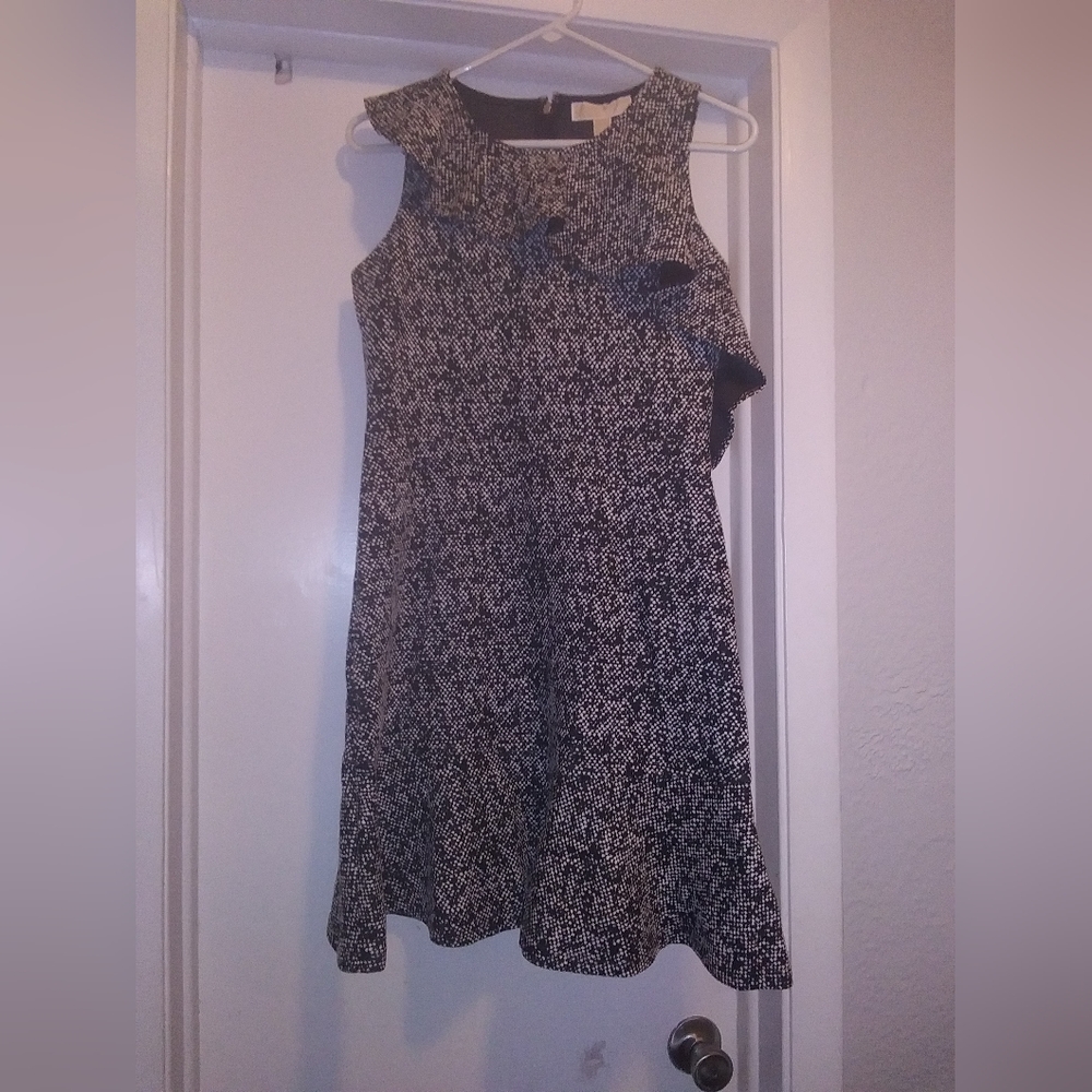 NWT Michael Kors sleeveless ruffle dress
